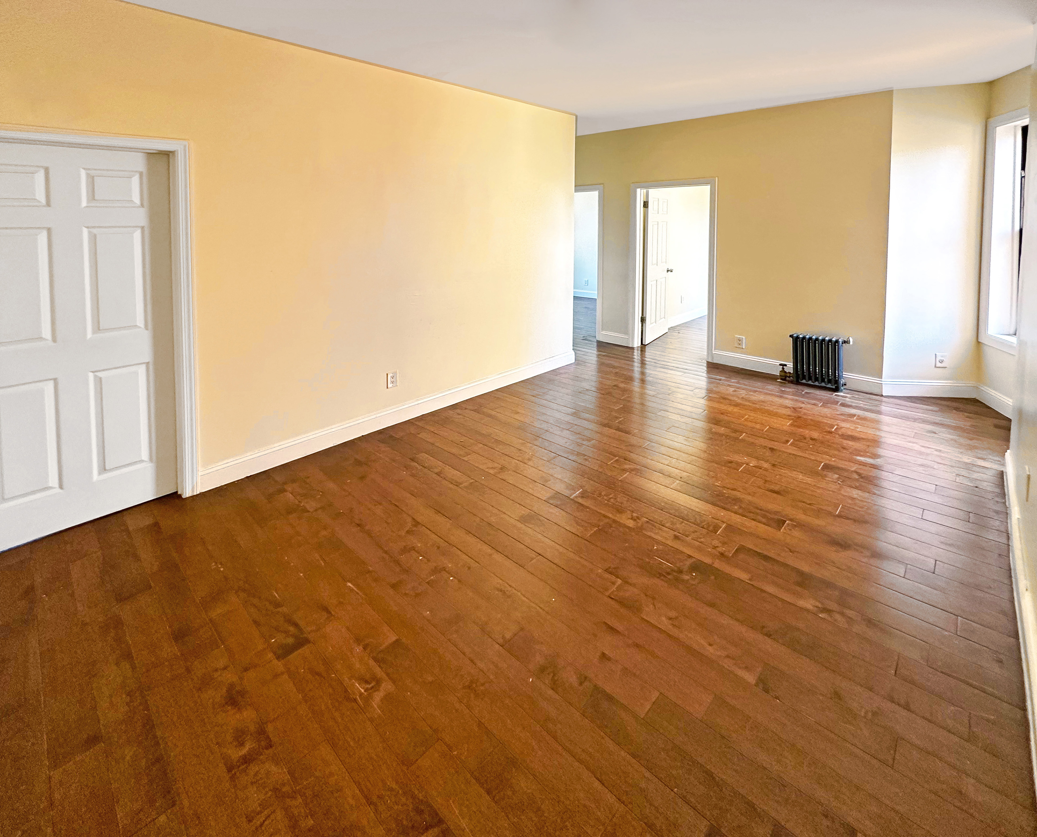 Interior corridor or room